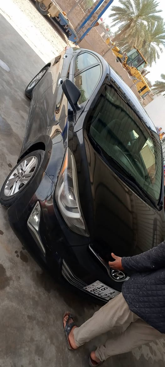 سلام عليكم النترا موديل 2015 امريكي حادثها بس بنيد وباقي مكفولة سياره جاهزه من كير  مكينه وحداديه تخم تاير تبريد كله جديد تحويل ثاني رقم انجليزي سنويه 30 السعر 93 وبيها مجال بسيط مكان احله بابل نادر ***********
