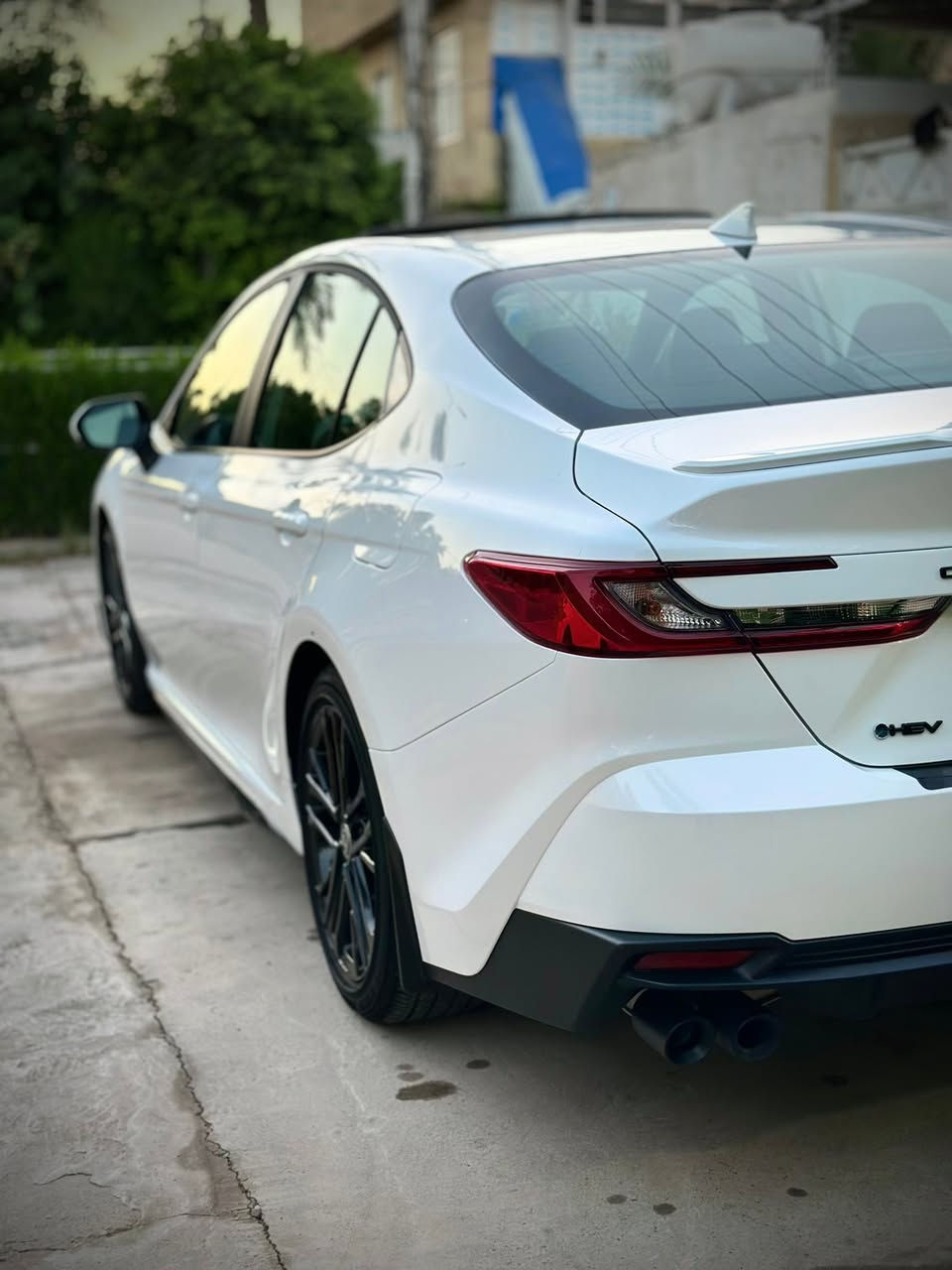 السلام عليكم
كامري هايبرد 2025 CAMRY SE+BLACK   HYBRID 
*مرقم بغداد 
الون : ( ابيض )
        حجم المكينه : 2500 
       
المواصفات :
   0. فتحة سقف 
1. شاشة كبيرة  كاربلَي
2. كامرة خلفية 
3. بصمة 
4. شحن وايرليس
5. رادارات جانبيه360
6. تشغيل عن بعد 
7. قطعتين تبريد
8. هندبريك بصمه
9. كشنات جلد ، كهرباء 
10. ثلاث انظمة قيادة 

*السيارة كفالة من الدعامية للدعامية من الصبغ و التبديل و البارد والشخط ، كلين .
 
السعر:  (اطلب السعر في التعليقات سيأتي إليك خاص مباشرة )
او الاتصال *********** او واتساب
