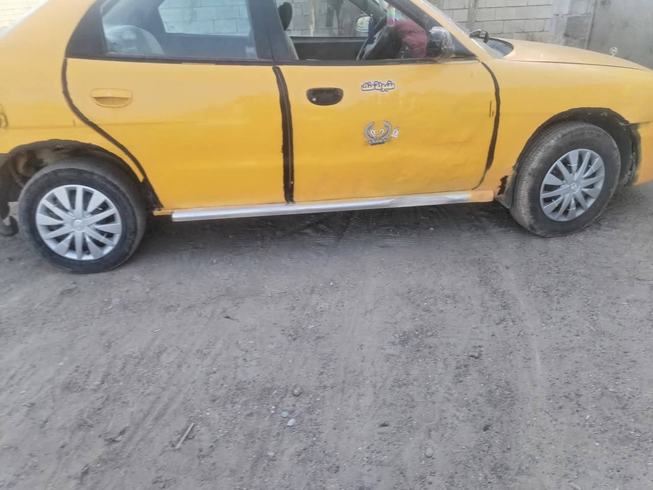 دايو دلو للبيع موديل ٩٣ اسياره سويه كارتوني تحويل او كاله اسياره نضيفه اسياره محرك مجفت جديد صدر جديد كهربائيات كله شغاله حت مسجله شغال  بس بي تايرات نص عمر عنوان اسياره اضلوعيه ناحيت النهرين اتواصل ارقم اتلفون ***********
