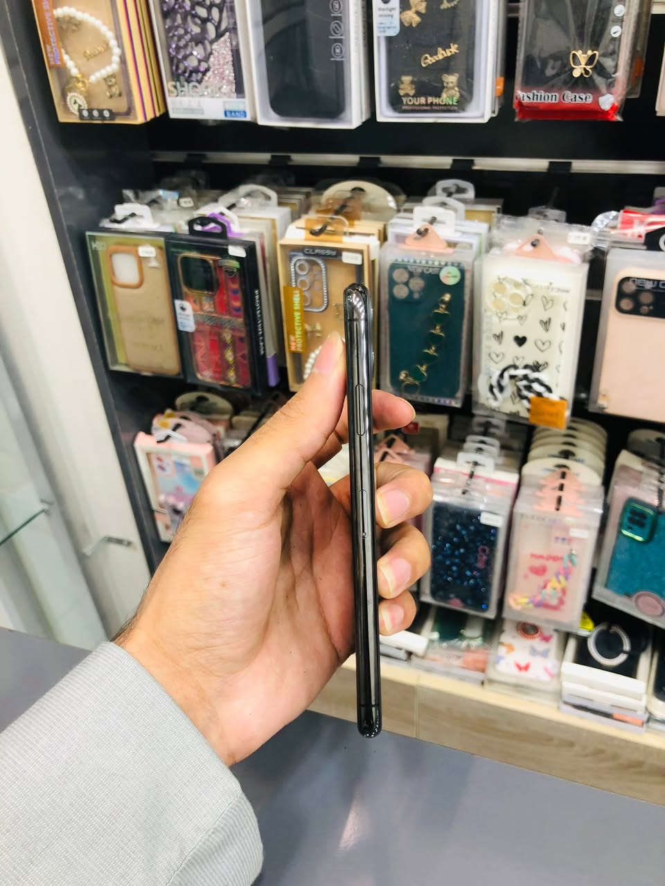 ايفون 11 ابرو ماكس جهاز مرفوع بطاريه فقط 
ذاكره 256 بطاريه 86 شغال 100/100 شرط الفحص والضمان سعره 335الف نهايته العنوان تكريت شارع زهور مقابيل مجمع كنزا مجاور كوين هاتف 0788011969


**إذا كنت صاحب هذا الإعلان وتريد حذفه لأي سبب، رجاءا أرسل رسالة إلى الدعم الفني**