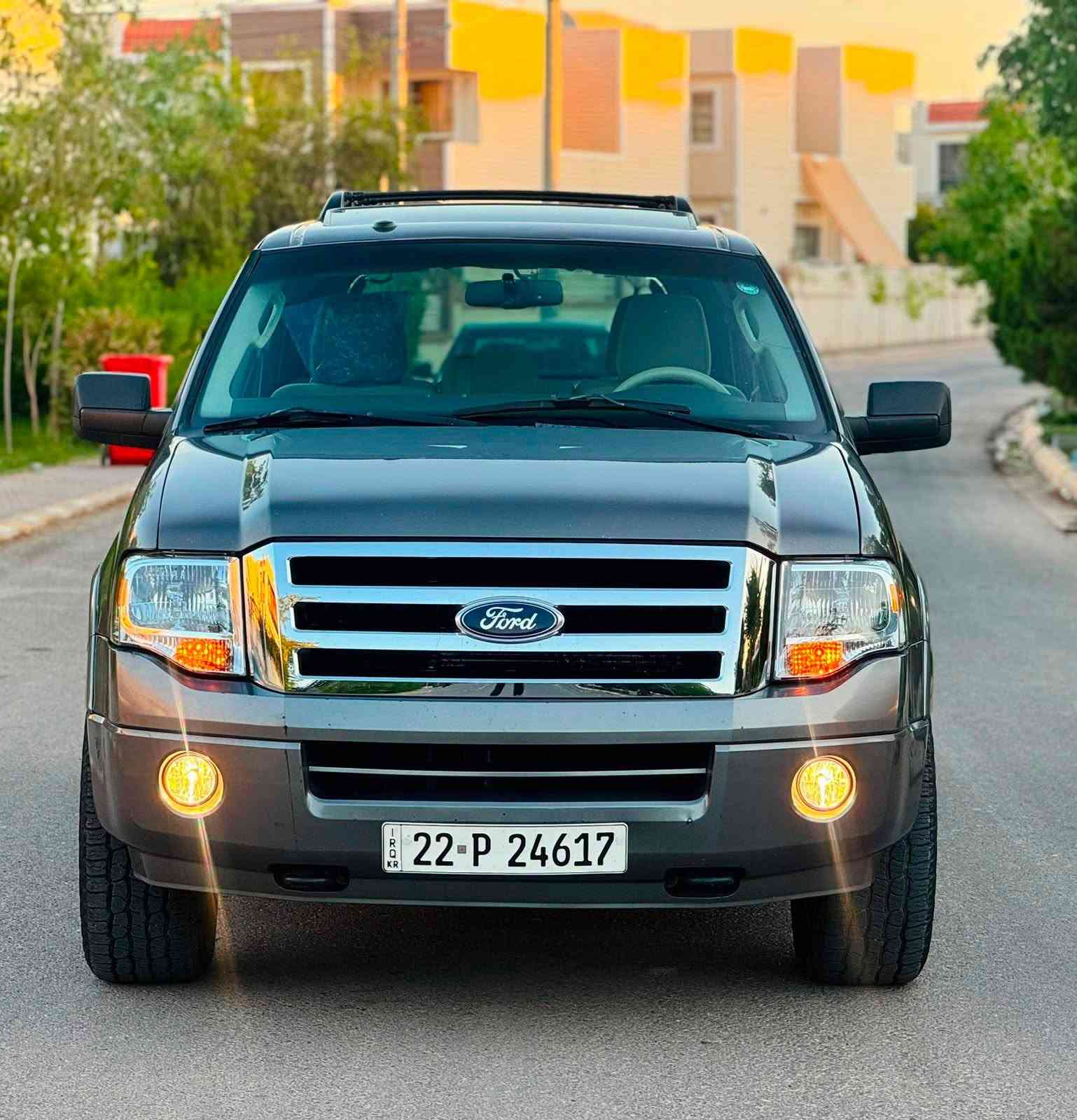 السَلٱمٌ عـَلـْيگمّ للبيع فقط
السعر139$
*********** 

فورد اكسبديشن موديل 2012 خليجي 
سياره طك فلين وضع شريكه 
مكفوله كفاله عامه من الصبغ
سياره خليجي شركه #نيڤا
صورة السونار مرفقه مع صور السياره
موصفات XLT فول 
كير محرك برغي منه ممفتوح
محرك 8 سلندر بشرط 
حجم محرك 5400
سقف اسلايت (الفتحه )
كشنات كهربائي
تبريد مركزي
دواخل سياره جديده
7 راكب
دواخل بيجي 
 تحكم استيرن
وثبيت سرعه 
مانع انزلاق 
 تبري تدفئة شغال
صدر امامي خلفي ابشرط
شرط سياره جاهزه 
سياره مابي نواقص بدون مصرف 
رقم اربيل جديده 
شرط تحويل او غرامه 
عنوان ديالي خانقين
