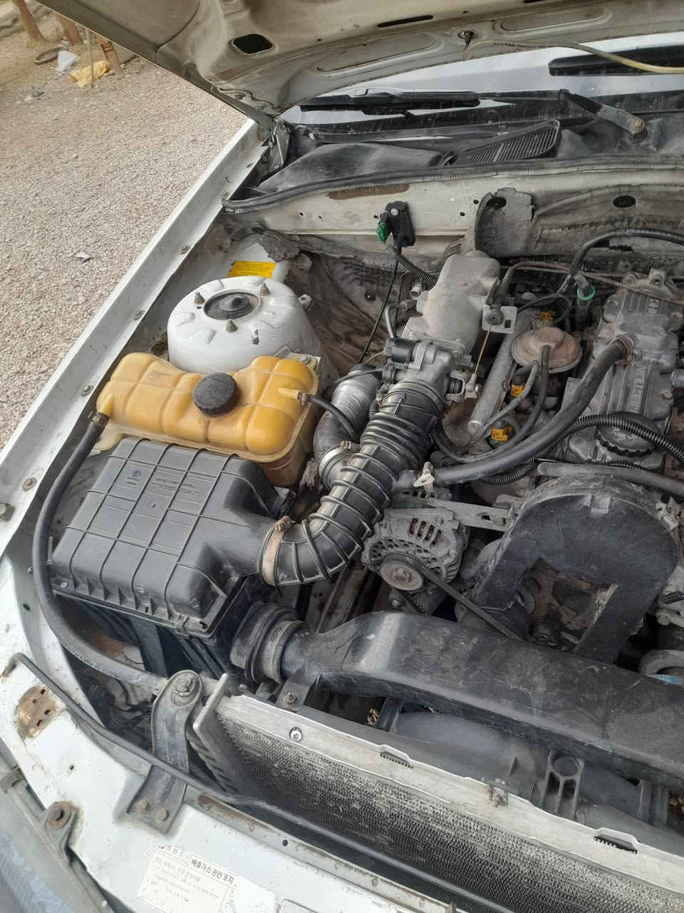 السلام عليكم سيارة برنس للبيع موديل ٩٣ مكينه كير جيدجدا صدر جيد سياره مال جناي رقم أنبار السعر ٣٣$العنوان الرمادي الجزيره البوذياب قرب مطعم الفلوجة للأستفسار ***********
