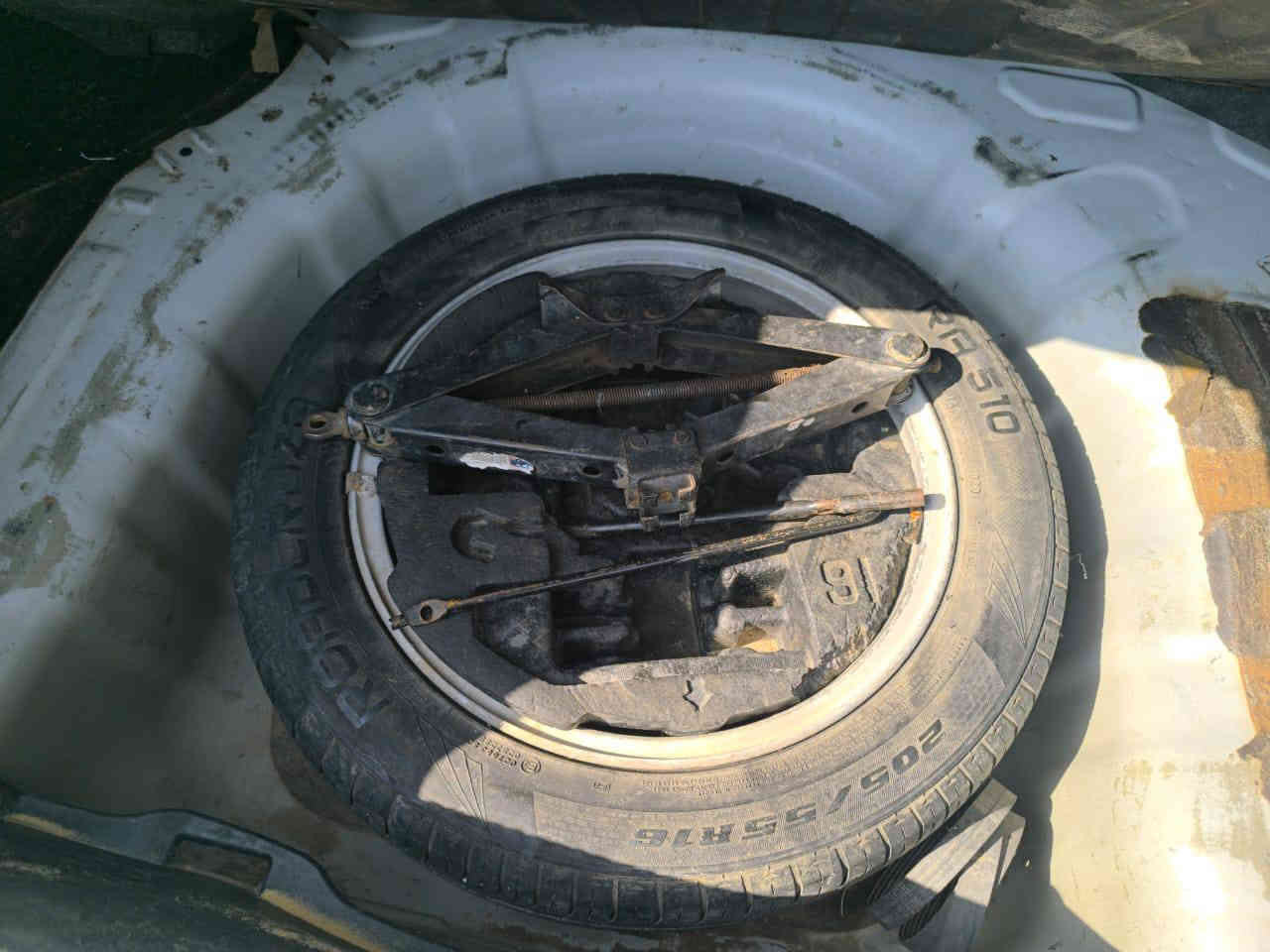 السلام عليكم النترا 2012 خليجي مكينة 1600 رقم سليمانية شرط التحويل أو وكالة سنوية لل 2030 مكان السيارة كفري السعر 94 وبيها مجال بصيط السيارة بيهة 4 قطع بدون دواخل  للستفسار ***********
***********
