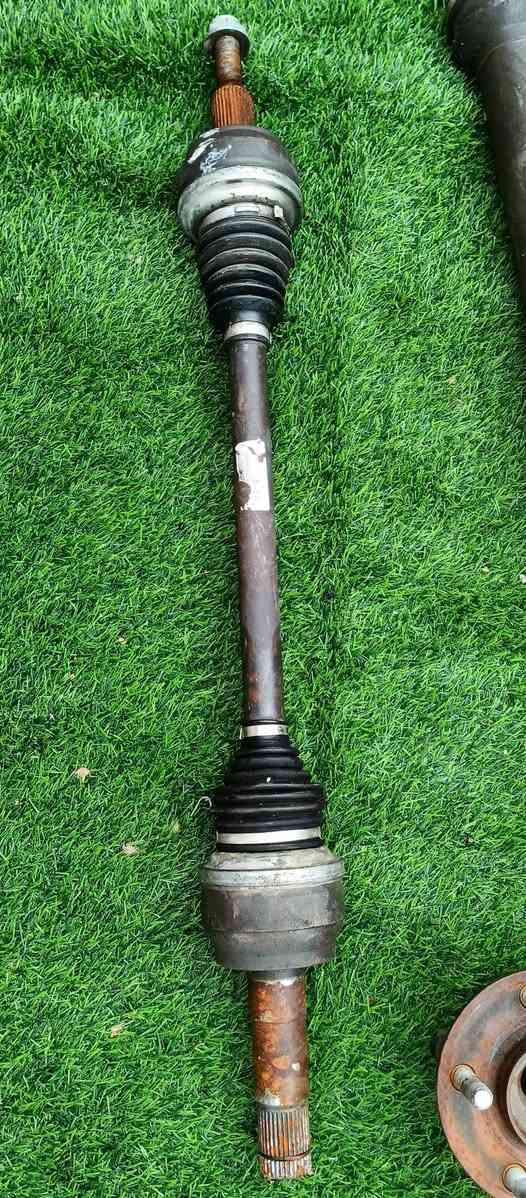 غراض سياره ((فورد اكسبلورر ٢٠٢٠)) 
اكس خلفي عدد ثنين 
اكس الوسطي 
قيم واخذ


**إذا كنت صاحب هذا الإعلان وتريد حذفه لأي سبب، رجاءا أرسل رسالة إلى الدعم الفني**