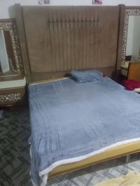 سرير • أثاث منزلي