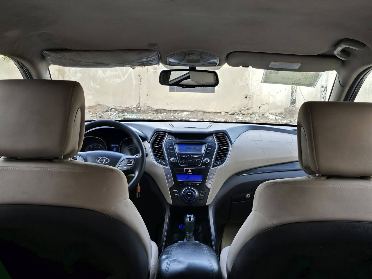 سنتافي خليجي ٢٠١٣ بصره
السياره كفاله عدا باب السايق بيه صبغ
السعر ١٣٣$
السياره جاهزه 
مكينه ٢٤٠٠ دووش
مكاني بصره ابو الجوزي 
للاستفسار ***********
