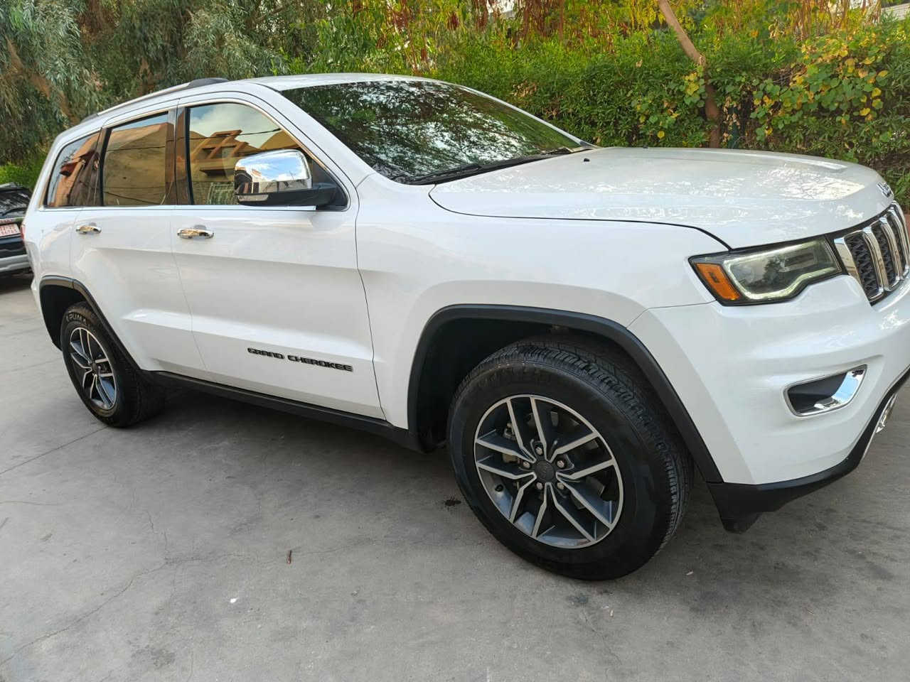 جيب المتت كلين موديل2019فول وأحد على وأحد عنوان كركوك رقم موبيل***********سعرها 290$
