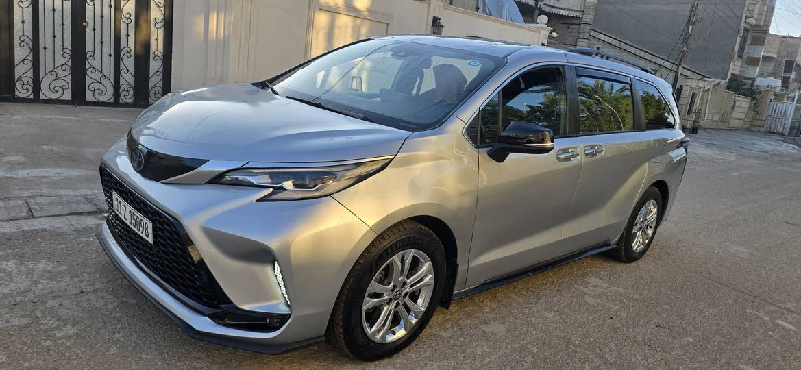 تيوتا سينا ٢٠٢٣ ..XSE..فول مواصفات وارد امريكي ...
ترحيب عند الاقتراب ..مع فتح باب بصمه..
تشغيل سياره بصمه .صندوك خلفي كهرباء..
فتحه صقف ..
داخل سياره جلد ..كراسي خلفي سياحي..
خزن كراسي ..مع كرسي جنب سايق كهرباء..
استيرن كهرباء..بردات خلفي..كشنات تدفئه وتبريد ..
لايت امامي ياباني اصلي تم تبديل ..مع لد امامي نهاري ..
سستم سماعات ...
محرك ٢٤٠٠ هايبرد ٤ سلندر..
سياره جاهزه بدون اي نواقص...باقي مواصفات معروفه
حادث سياره ..تبديل جملغ خلفي جه سايق ..صبغ ربع قماره ..صبغ ربع بنيد ..صبغ نصف باب السايق ..شواصي لغود مكفول...
السياره للبيع فقط للبيع فقط بدون مراوس..
السعر ..23500 $ سعر مناسب ..اتصال *********** بيع فقط بدون مراااااااااااوس ونقد  فقط ...
