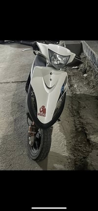 ماكس • بوشه ٤٩ • دراجه نضيفه