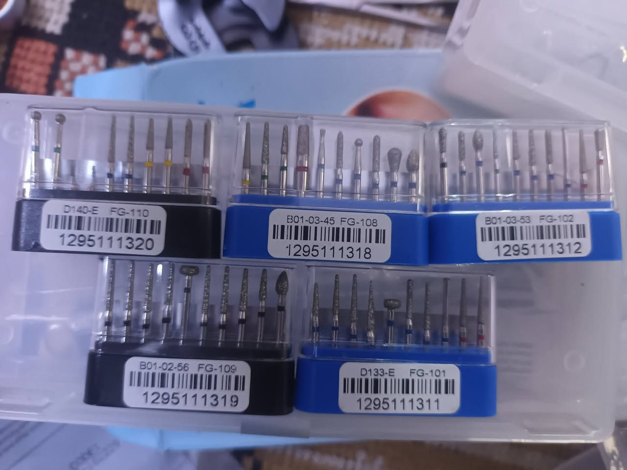 متوفر ٥ قطع ...كلهن ب٣٠ الف


**إذا كنت صاحب هذا الإعلان وتريد حذفه لأي سبب، رجاءا أرسل رسالة إلى الدعم الفني**