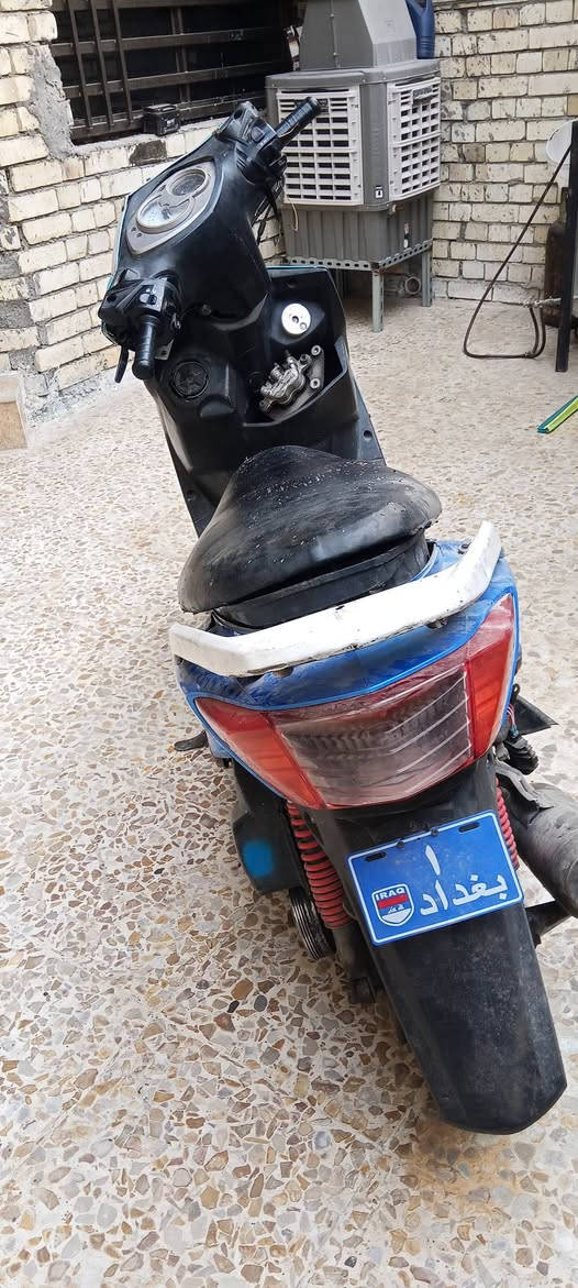 السلام عليكم دراجة سكنس فحل نوزل للبيع دراجة تاخذها كوم حديد السعر 250الف مكاني بغداد الزعفرانية *********** التواصل
