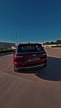 كراند شيروكي • ٢٠٢٢ • V6 ٣.٦