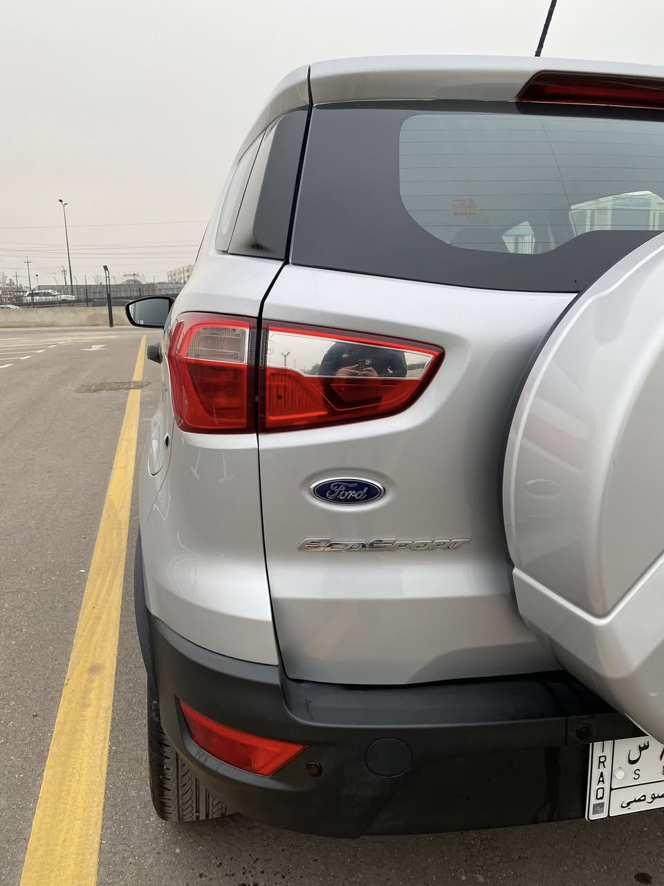 سيارة فورد الامريكي 🇺🇸 موديل 2021
مكفولة من حادث وصبغ وبيه ضمان من وكالة
حجم المحرك 1.5 اقتصادية
ماشية السيارة 26 الف كيلو متر فقط 
مكان السيارة بغداد 
السعر 115 ورقة وبيه مجال بسيط
للتفاوض عبر الخاص او على الرقم ***********
