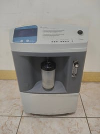 جهاز اوكسجين • مستلزمات طبية