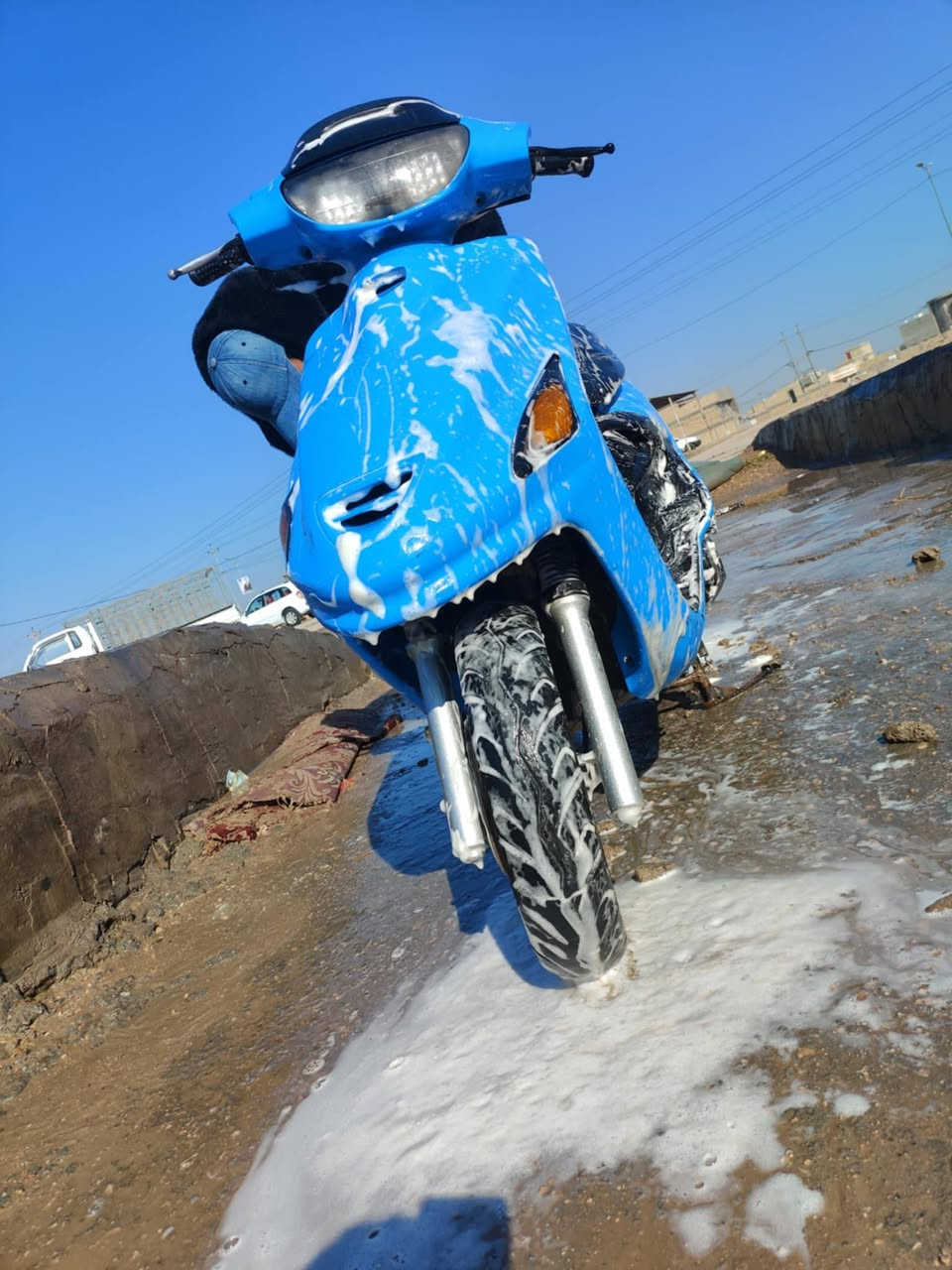 دراجه فراشه للبيع  ما نقصهه شي كهربائيات شغاله سلف هندر مفتوحه مره وحده ناعمه السعر 325 وبيه مجال بسيط لاستفسار خاص او واتساب ***********
