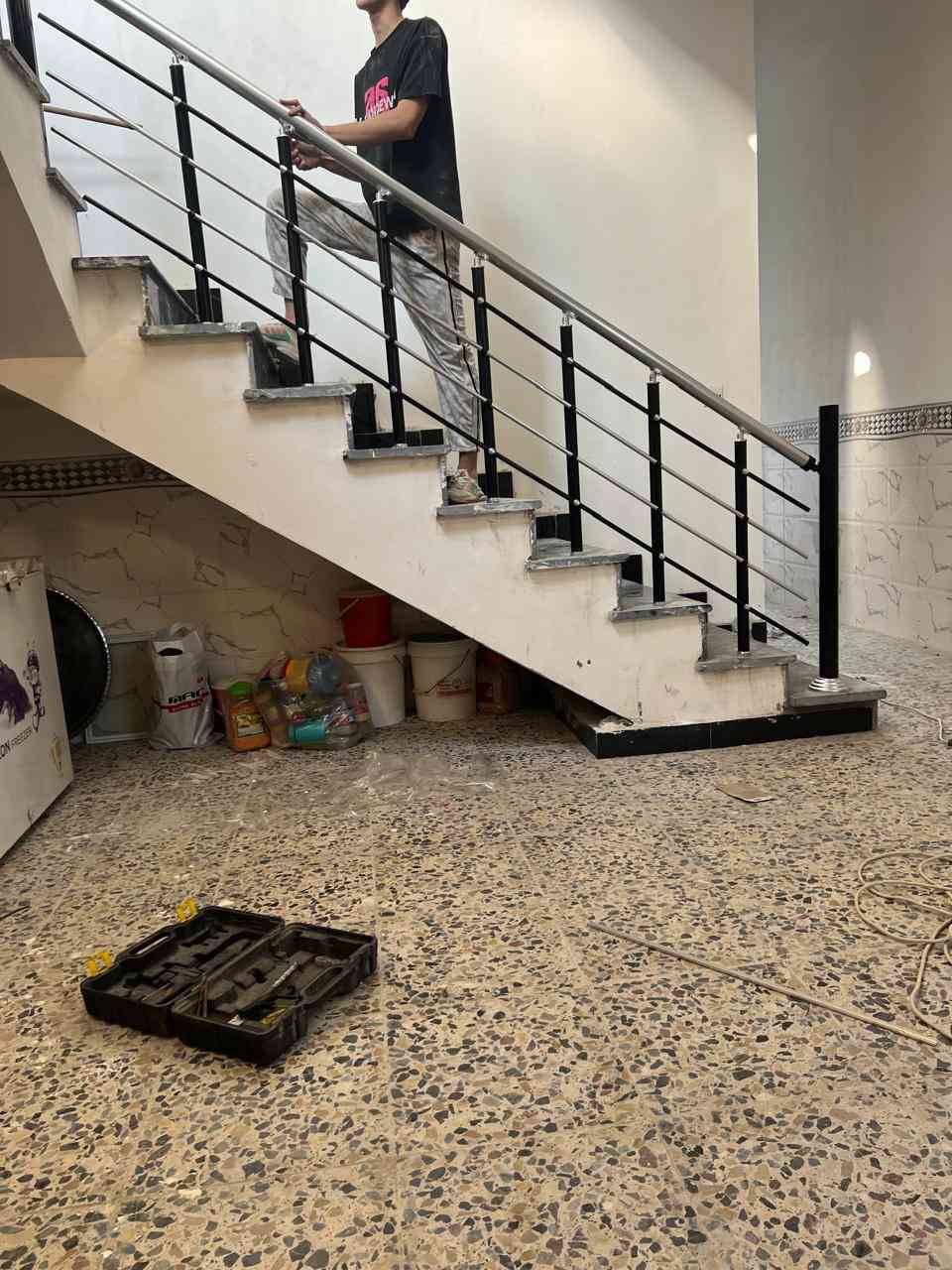 سلام عليكم بيت رئاسه شارع ٢٠ نهايه زراعي ١٠٠مزراعي طابق واحد بناع درجه اوله رفت صب بم مواد كله اصلي افضل شي جديد محد كاعد بي زيرو ***********
