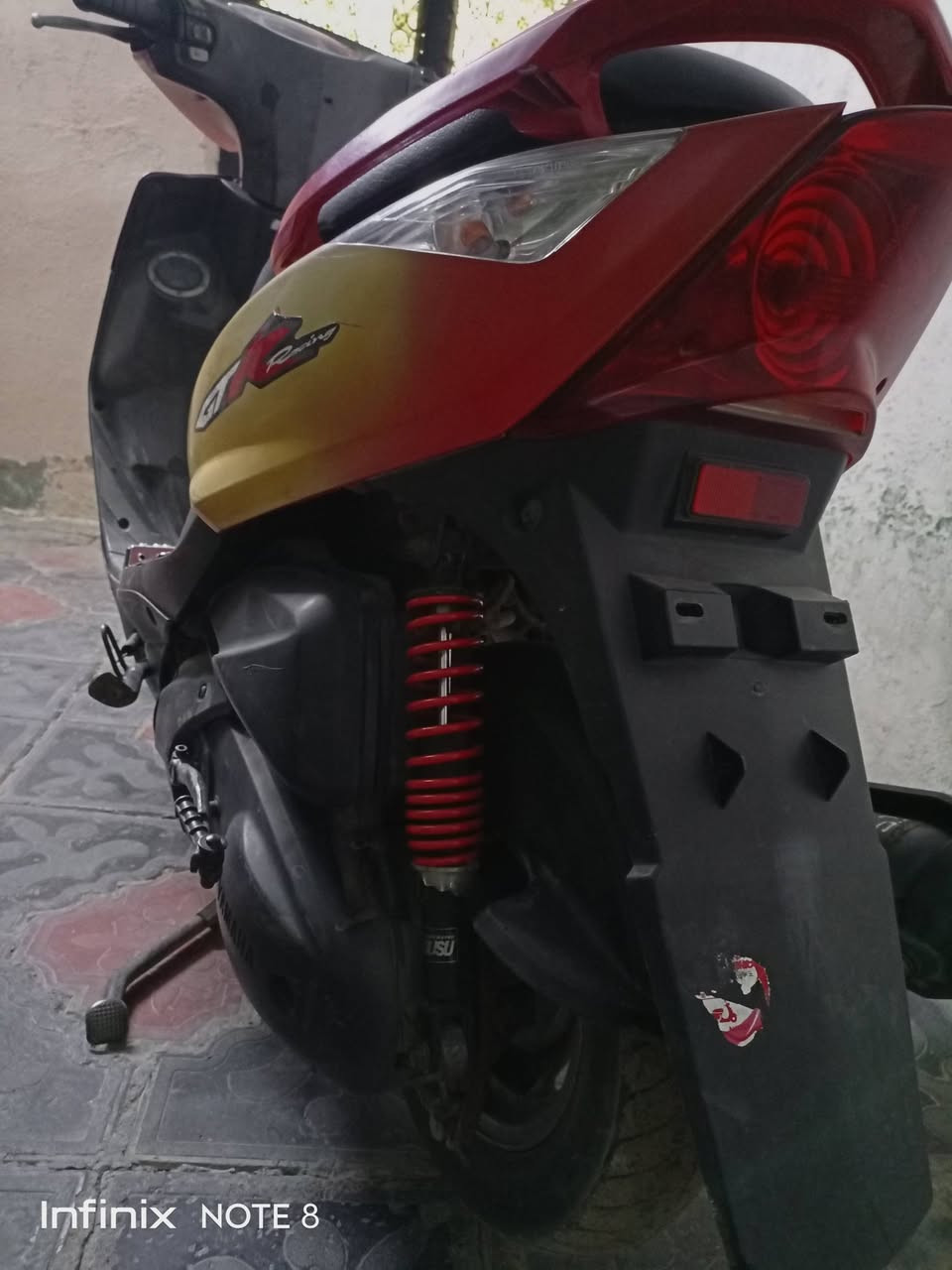 سلام عليكم دراجه ماكس ثلعب دراجه رمبه كامله مكمله مال رمبه كابريتر الأصلي كفرات اصلي كله ختم واحد شلعه تشك الكاع مكينه ما مفتوحه جيب وياك فيتر وتعال دراجه تجي تأخذه من البيت عنوني بغداد الشعله
سعر 650
ما متواجد فيس هذا رقمي ***********
