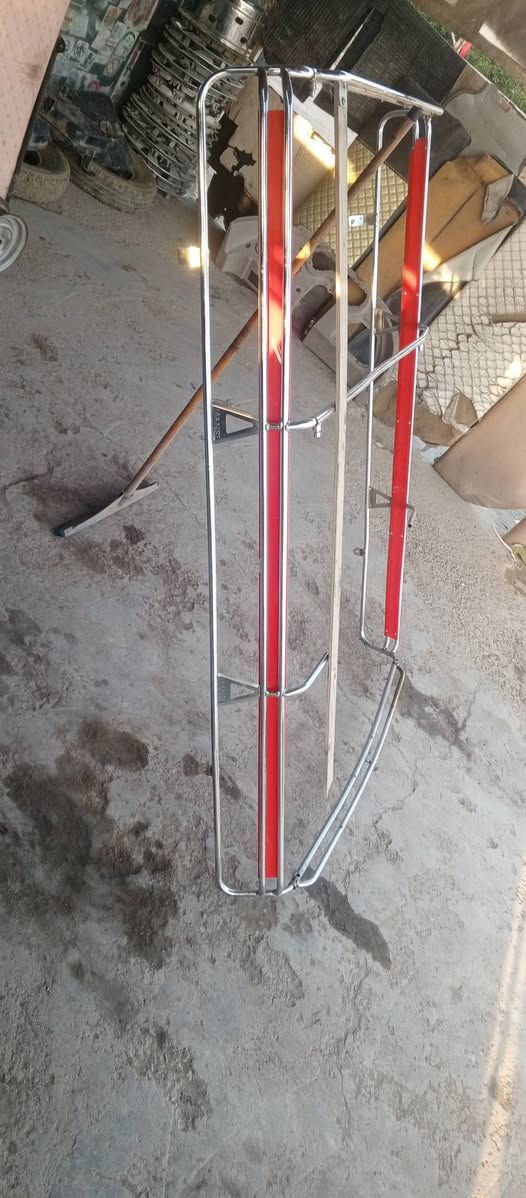 سلام عليكم شباب سيبايه اخت الجديده بس يرادله خشب وبوري صغير فقط الباقي جديد السعر 50 وبيه مجال بكاني بغداد الرشاد قريب على فلكت حي النصر ***********
