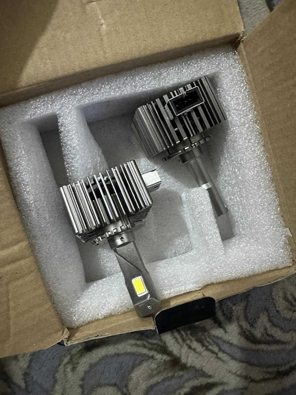 لد شمسي ولد ثلجي للبيع جديد وشاشه جديد مامسخدمه السعر كلي 85 الف مكاني الديوانيه اتصال ***********
