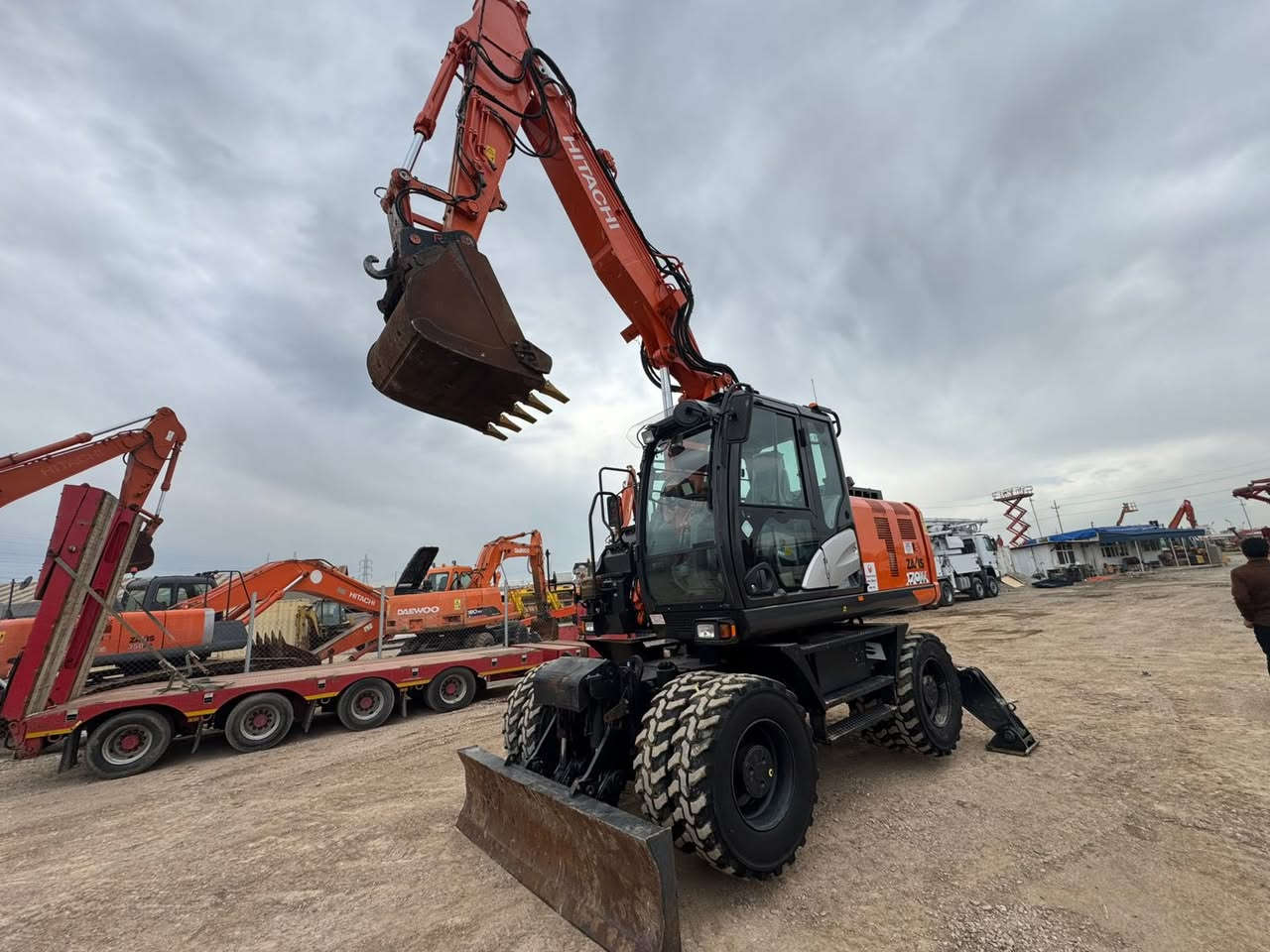 Hitachi Zx170W-6
2018
4270 working hours
دخول جديد

📞***********
📞٠۷۷۳٤٤٤٤٥٤۲
     عنوان أربيل/ شارع كركوك📍
