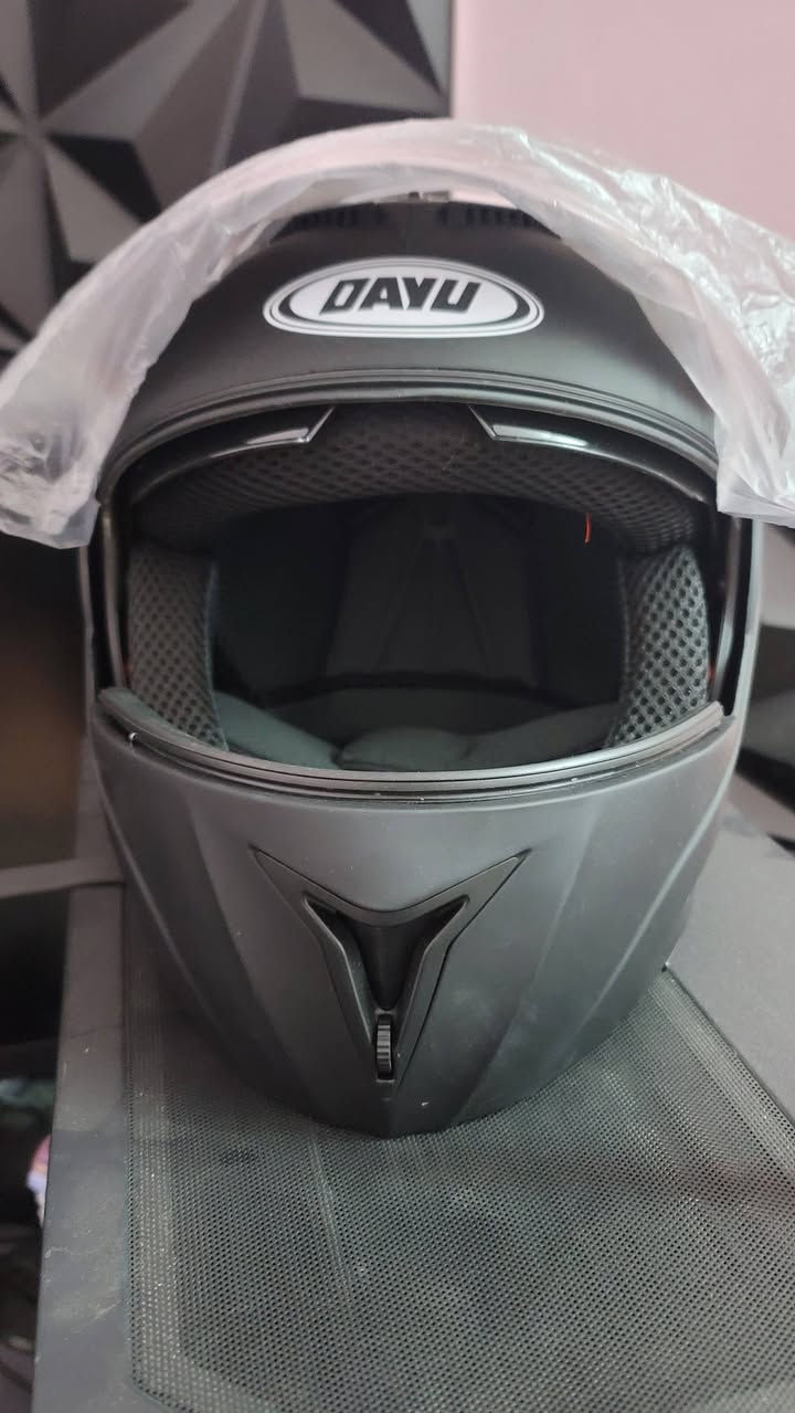 السلام عليكم
جنطه ام عيون تشتغل عين وحده  سعر 25

خوذه جديده كامله بيها جامتين سعر  30

عازل صوت لون ابيض مع لواصقه عدد 36 السعر 15 

قلم يحتوي يسجل صوت كامل مع اغراضه السعر 25
شاحن واير لس 3 × 1 تلفون + ساعه + سماعه تحتوي على بصمه تدوير الهاتف  تشتغل 15  واط السعر 15


**إذا كنت صاحب هذا الإعلان وتريد حذفه لأي سبب، رجاءا أرسل رسالة إلى الدعم الفني**