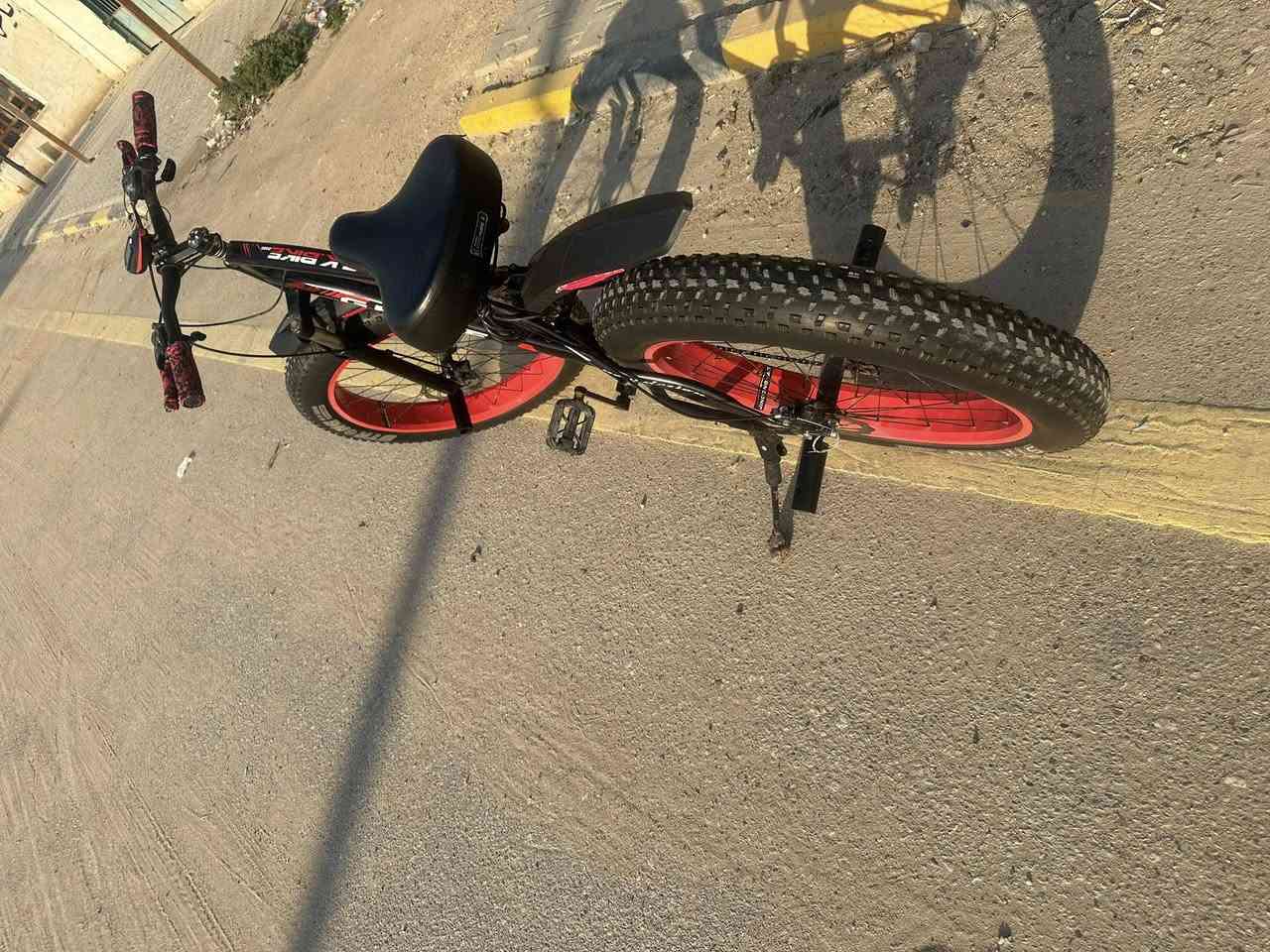 السلام عليكم للبيع دباب
مرتب ونظيف شبابي SPORT
موديل 2020بريك امامي  خلفي دسك  شغال . كير 7. نمر دبل دبات عليه ونضافته وشكله بل فديو السعر 200 وبي مجال مكاني
نجف ***********
يوجد وتساب
