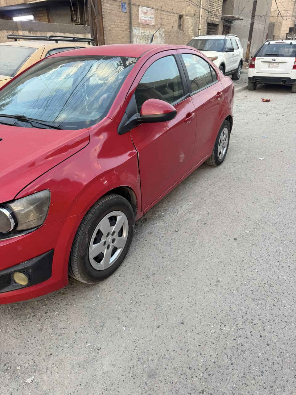 السلام عليكم 
شوفر سونك كير عادي 2013 امريكي محرك 1800
سياره نضيفة حادث جمالغ مصلح ومصبوغ هو باب السايق مرشوش
سياره عندي من 2020 كلش حلوه وقويه اريدها 53 ورقه وبيها مجال لليجي والسنويه ب2028 تنتهي
مكاني بغداد
***********
