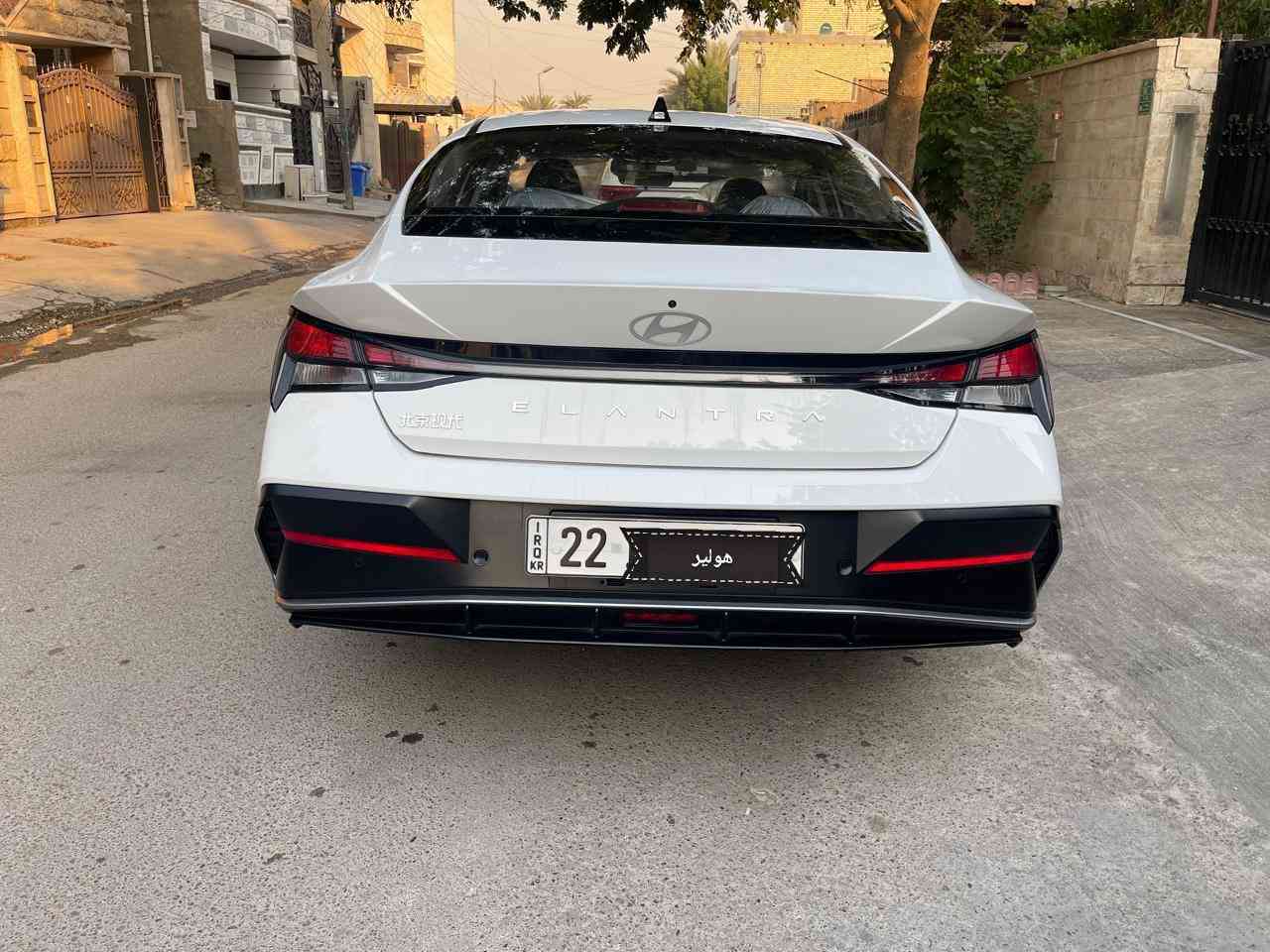 السلام عليكم
هيونداي النترا 2024 اربيل عداد 9000 كم بحالة الزيرو  
على وضع الشركة ((  السيارة بأسمي  ))
المواصفات :
بصمة تشغيل، بصمة ابواب، فتحة سقف، شاشة اصلية أبل كار بلي، عداد سرعة ديجتل، ايرباك عدد 6، لايت 3 عدسات زنون عالي ناصي، كير طيارة، الدركة شكل الرياضي، ويل رياضي حجم 17، تبريد قطعتين، مري كهرباء قابلة للطي(شفط)، اشاير بالمري، كروس سرعة، تحكم ستيرن صفحتين، حساسات خلفية، كاميرا خلفية، سايد بريك كهربائي، اريل نفكيتر، درايف مود+اوتوهولد، حساس ضغط الاطار، ماطور لايت، المحرك 1500 دبل نوزل، 
(( العقد والوكالة مجاني والتحويل مباشر ))
مكاني الاعظمية
موبايل ☎️  *********** .
