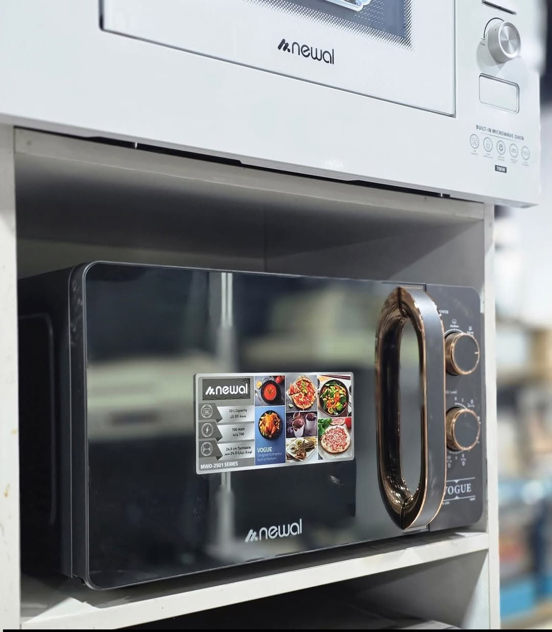 مايكرو نوال الشكل الحديث 
السعة: 20 لترًا.
الطاقة: 700 واط.
يحتوي على 5 مستويات للطاقة.
يتميز بوظيفة إزالة الجليد والذوبان السريع.
يشتمل على صينية زجاجية بقطر 24.5 سم
الفرع الاول : ديالى بعقوبة السوق شارع البالة خلف جامع الفاروق  
الفرع الثاني : ديالى بعقوبة فلكة الامين شارع الجملة قرب اسواق العزاوي  
ومتوفر توصيل لانحاء العراق *********** 
متوفر بيع بالنقد والقسط على ماستر الرافدين 
وقت دوام من 9 صباحآ الى 9 مساء
