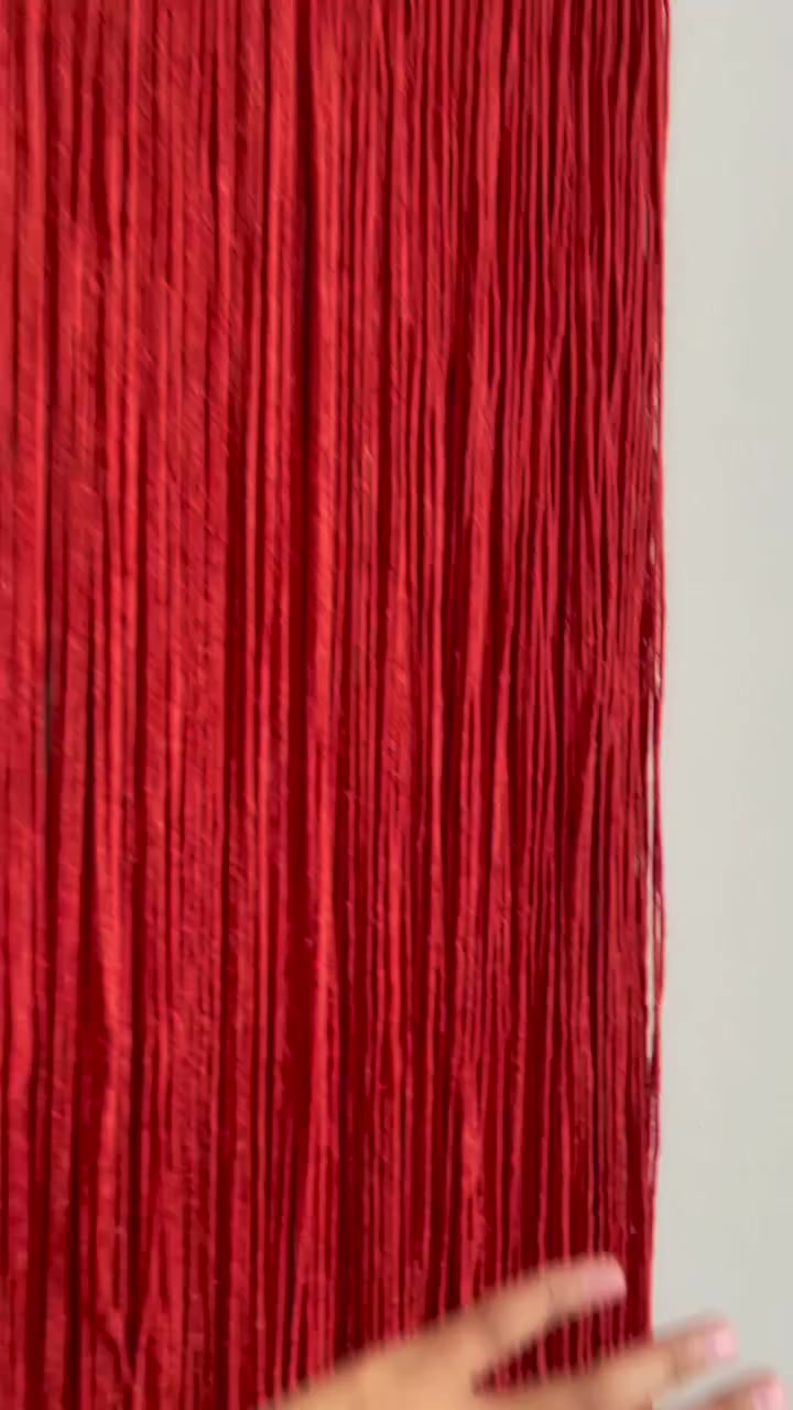 "تحارين بقطعة ديكور جديدة لبيتج؟ أو تدورين على هدية مميزة لشخص عزيز؟ 🎁
لوحات المكرمية مالتنا هي الحل! جمال وبساطة وشغل متعوب عليه باليد.
✨ متوفرة بعدة ألوان (بيجي، أزرق، ماروني، أبيض.....) مثل اللي بالصورة.
✨ شغل يدوي.
✨ توصيل مجاني هدية من عدنااا
للطب والاستفسار، ننتظر مراسلتكم 💬"


**إذا كنت صاحب هذا الإعلان وتريد حذفه لأي سبب، رجاءا أرسل رسالة إلى الدعم الفني**