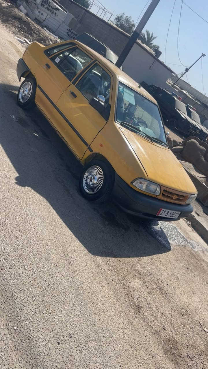 سايبة 2012 رقم انكليزي تحويل مباشر غرامات مصفرة 
سيارة جاهزة حدادية تايرات جدد كير مكينة جديد شواصي معمرة تعمير درجة اولى تبريد نقصة بس غاز سيارة ما ناقصها اي شي تشغل و تطلع مكان حي الجامعة شارع 66 قرب اسواق الريان للاستفسار *********** بغداد, العراق
