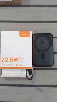 بور بنك • شاحن وايرلس