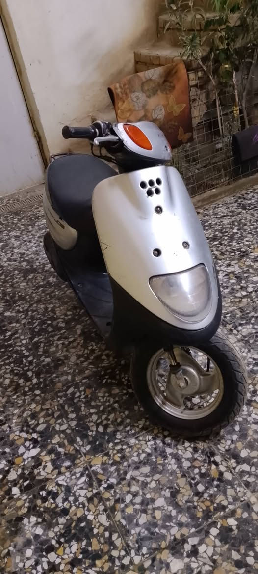 منغولي نثيه مكينه ناعمه. شلعه قويه. كهربائيات شغاله. لايت بك لايت هورن دبلات كله شغال كفرات بلاديه دراجه نضيفه مال جناي السعر 275 مكاني ناصريه ***********
