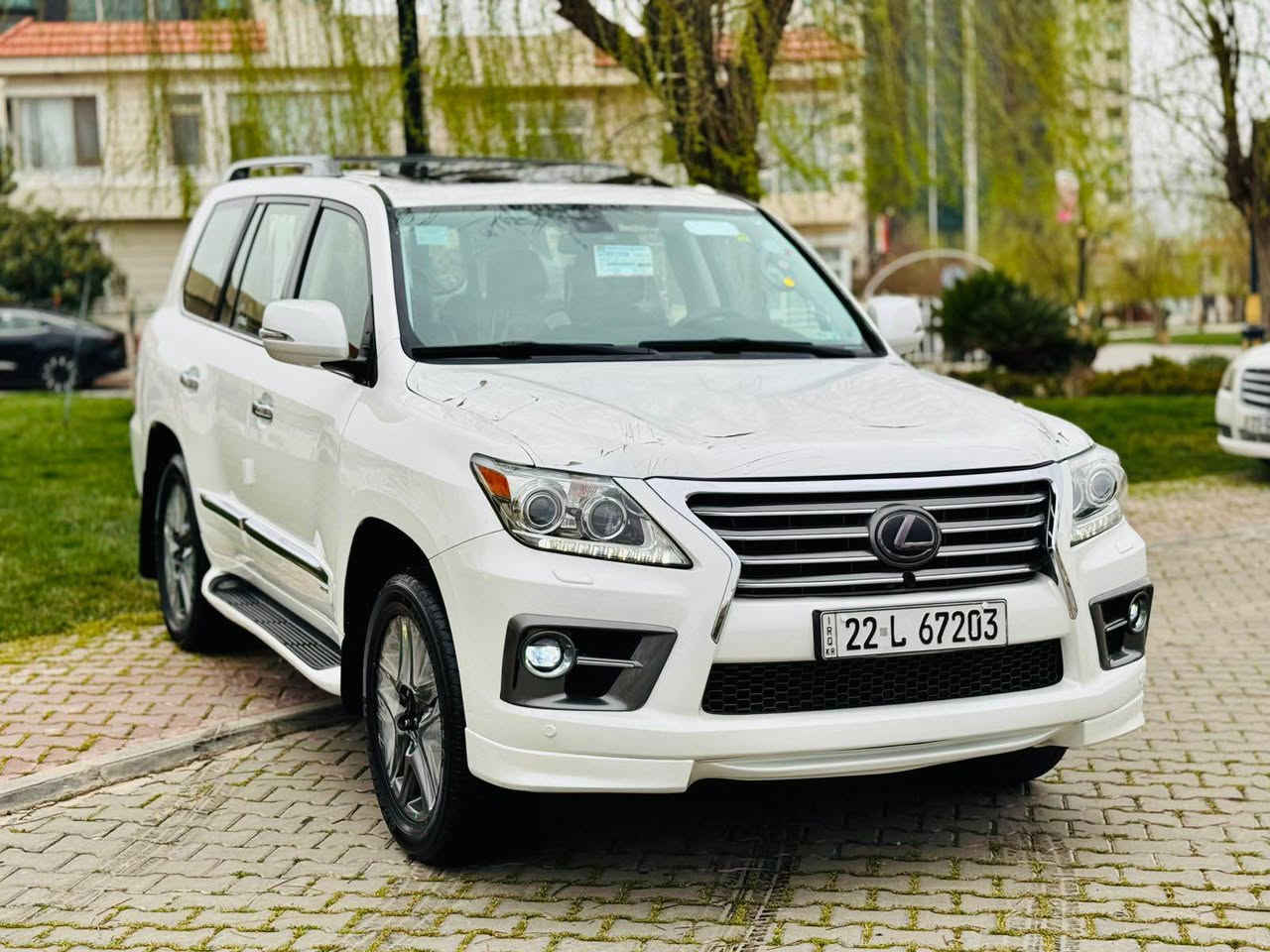 ليگزيز ( 2013 )  (بريم)   LX_570

🔷داخل ( مشمشي )  +  
🔷ماشيه ( ١٤٥ ) الف كيلو حقيقي
🔷سياره بريمي اصليه
🔷محرك _(5700)-(v8)

▫️سيارة حيل حلوه و نظيفه 
🔹بيها ( بنيد مصبوغ و شويه بتكمه جهة سايق )

فول فول مواصفات◽️
بصمه ، الانزيلاق ، شغال ، كشن جلد و هيتر
راس ديفيدي ، كاميرات ,ثلاجه , زينون ، جلد جاف تدفئيه شفط ، التبريد خزينه ،نظام ايكو ،سبورت ، حساسيه الديك الموخره ،مرايات ، الفتحه ، باب خلفي جك ، رادار امامي .....)

◽️محرك كير  بشرط مامفتوح
سياره حيل نظيفه 
بسميً السنويه بشرط تحويل و خرامه
سياره مابيها دينار مصرف كامل من كل نواحي

◽️نظافه ١٠٠٪؜ كامل سيرفس بدون نقص و بدون مصرف سياره اي نقص مابيها 
4 أيطارات جديدة تحتها 
تاير و ويل بيلادي شريكه 
حتا تاير (DUNLOP ) أصليه

نفسي يوم /تحويل و كاله حاظر
مكان / داخل سليمانيه🌆

◽️سعر _337$🔐 قفل🔥
◽️موبايل /*********** /// ***********📲 السليمانية, العراق
