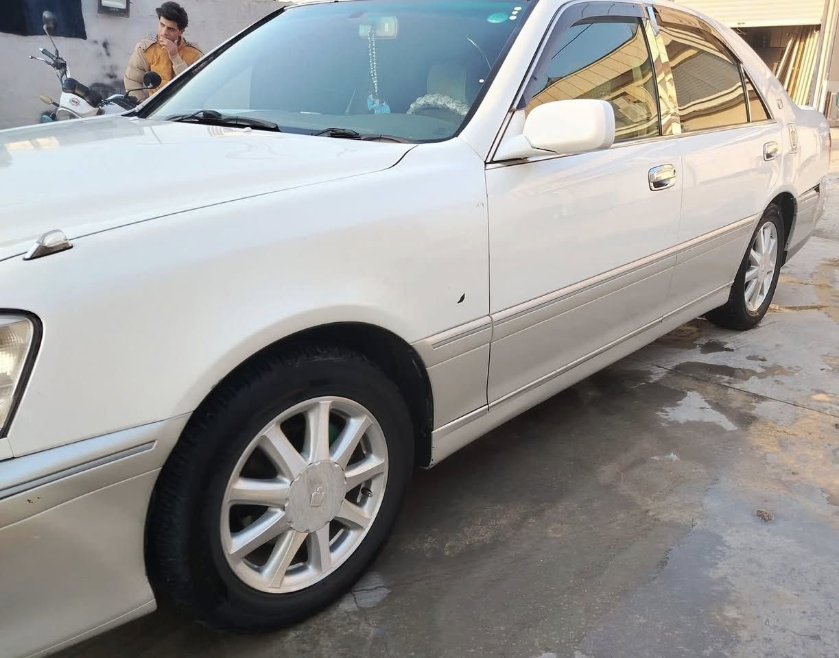 السلام عليكم 
      ملكة 
ادوات ادوات 
جديدة كلش 
دخول جديد 
بوضع شركة
بيه دحجه باب الخلفي
شاصي 171 
ديفور صغير 
بدون دوانز وصرفيات
اقتصادي 
كير مكينة جديد
حدادية جديده 
دواخل جديد 
تدفئه تبريد شغال 
ويل نجمة الاصلي 
دكمتين 2 
اصل كرستال 
صلاح الدين بلد 
@إشارة
***********
