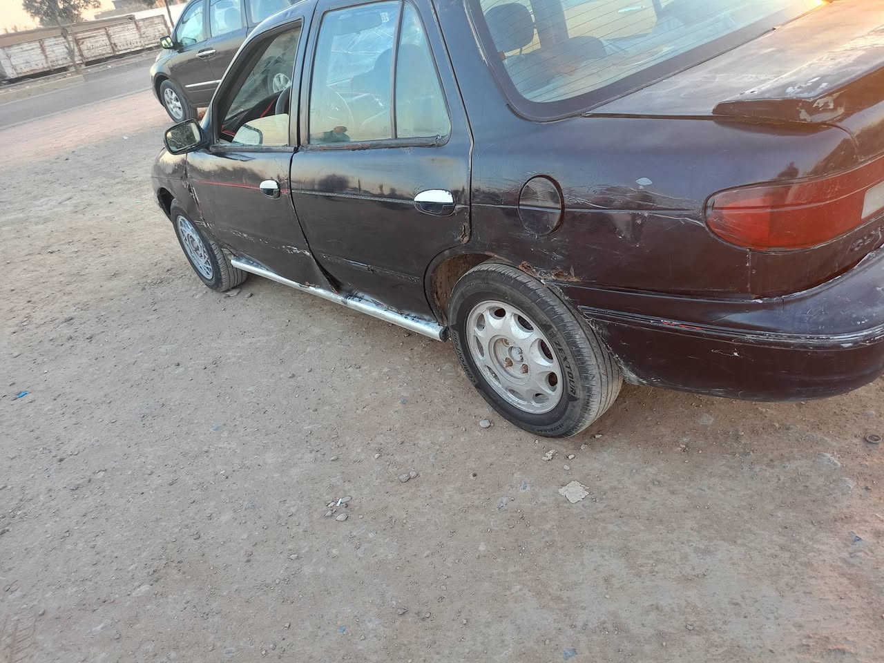 سلام عليكم كيا سيفيا للبيع موديل 93 السعر 16 ورقة رقم ديالى حاءز ثالث العنوان واسط العزيزية الاتصال ع رقم الهاتف ***********
