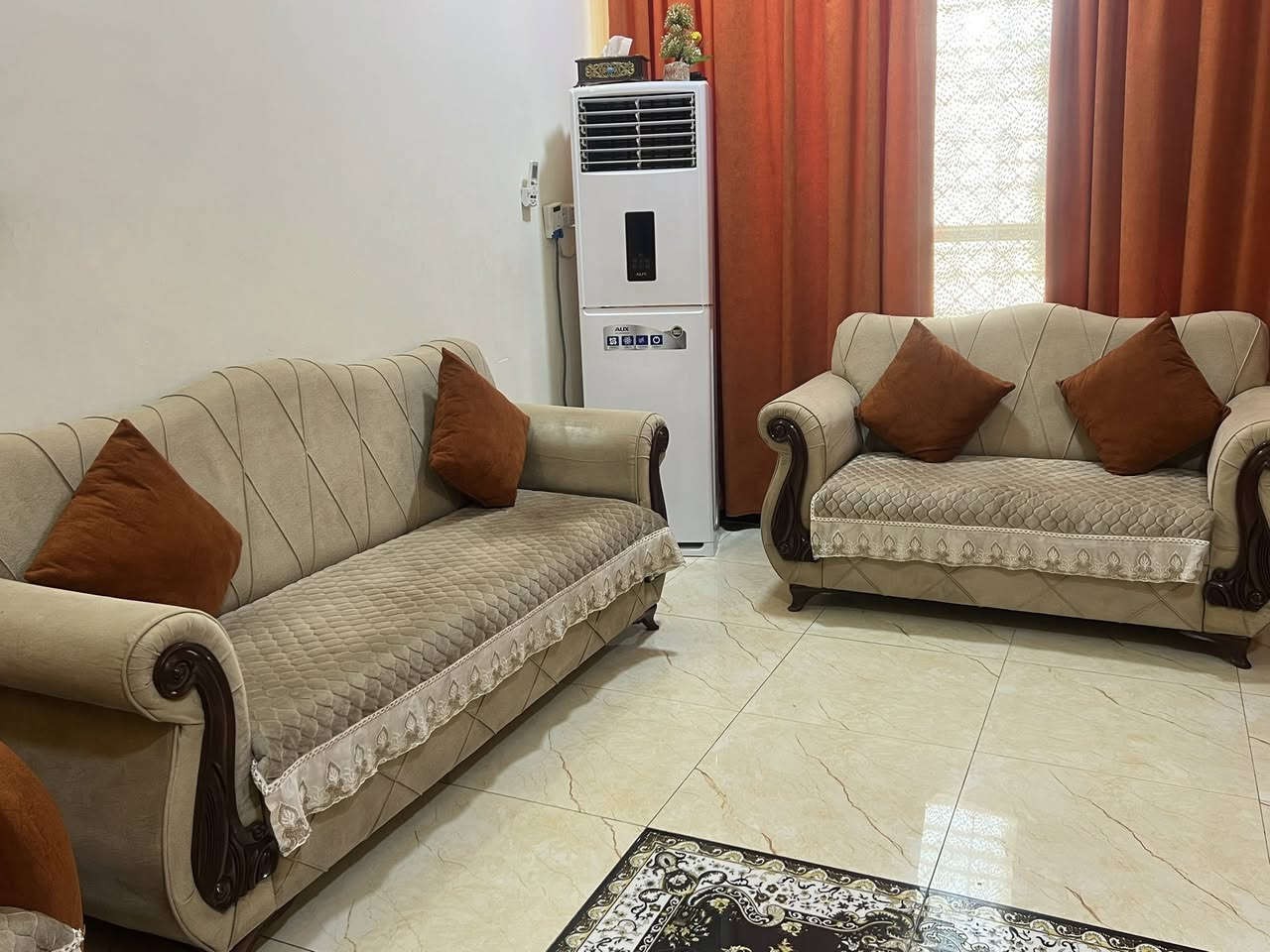 سلام عليكم تخم عشر مقاعد للبيع مع البردات ونظيف كلش ومابي اي ضرر و بسعر مناسب المكان بغداد حي الجهاد


**إذا كنت صاحب هذا الإعلان وتريد حذفه لأي سبب، رجاءا أرسل رسالة إلى الدعم الفني**