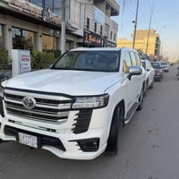 لاندكروز موديل 2022 محدثه Gxr جاهزه من كلشي ماشيه 120 تحويل ثاني يوم ب...