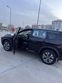 روج SV • ٢٠٢٣ • ٦٥٠٠٠ ميل