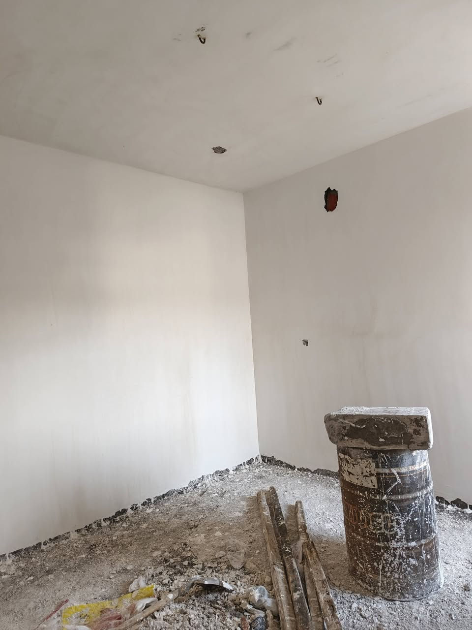 اسطة لبخ وبياض شغل درجة اولى مساطر كبان زوايا عدله موس وبياض شغل حلو شغل هندسي 
سعر المتر لبخ وبياض ب 6000
بس لبخ  4000 
بس بياض 2000 
رقم الهاتف ***********
***********
متفرغ حالياً
