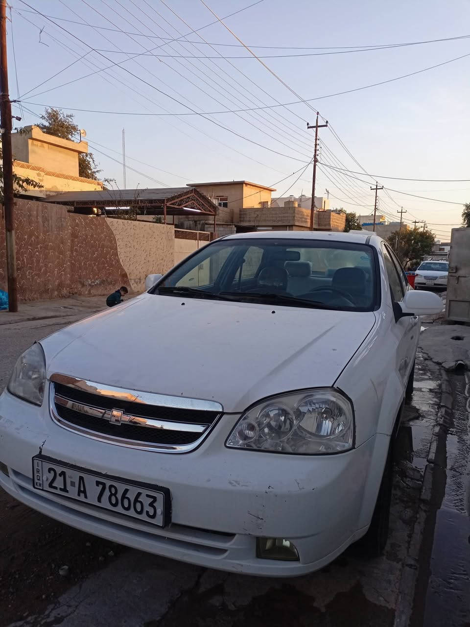 اوبترا موديل 2010 كير أوتوماتيك
سياره مابيها لا ضربه ولا صبغ 
كير و محرك بشرط رقم سنويه جديد 
 دفتر بنزين بيها
مكان كركوك شراي خابرني تدلل 
***********
***********
