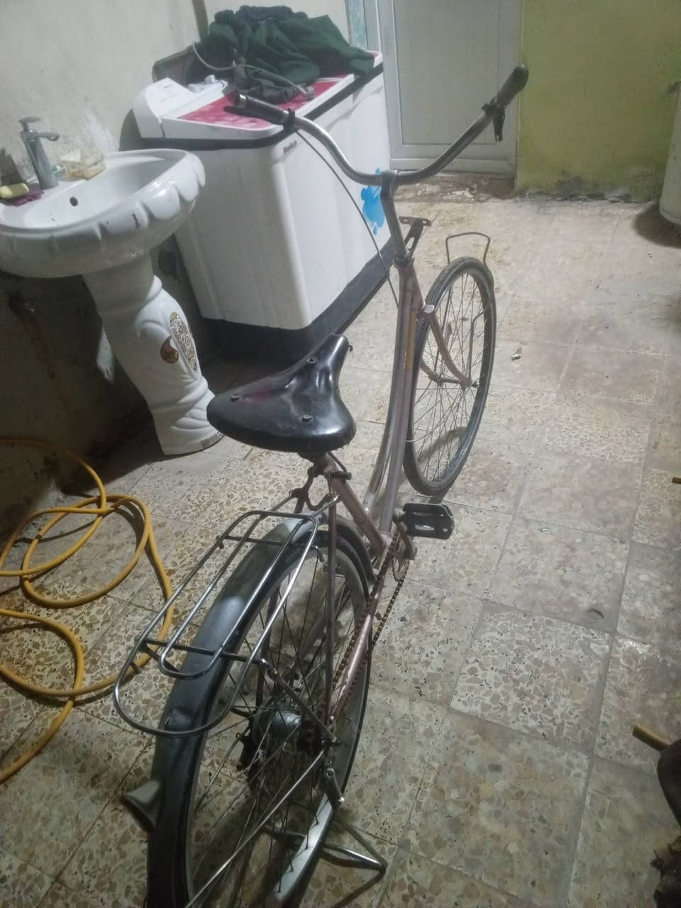 السلام عليكم باسكل للبيع حجم 26 في النجف حي النداء السعر 45بي مجال


**إذا كنت صاحب هذا الإعلان وتريد حذفه لأي سبب، رجاءا أرسل رسالة إلى الدعم الفني**