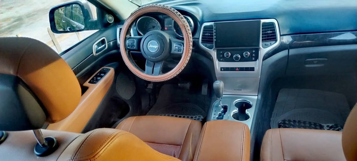 جيب لاريدو موديل  2011 امريكي الحادث كصت قماره محرك 3600 مكفول .رقم بغداد تحويل بأسمي مشروع وطني السعر 100 $ وبيها مجال  للأتصال ***********
***********
