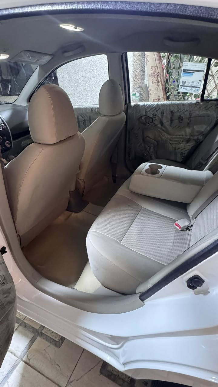 السلام عليكم نيسان سني هندي (بليته زركه) موديل 2022 ماشيه 60 سياره استخدام شخصي عليها زينون اصلي امازون مواصفات المعروفه. السعر 122 بيها مجال مكان السياره بصره امن الداخلي ***********
