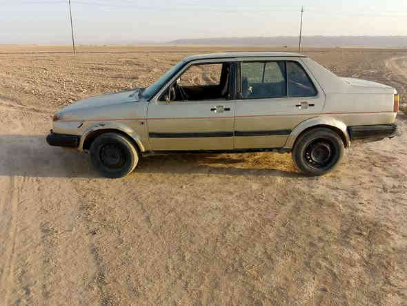 السلام عليكم سياره گولف للبيع شغاله السعر مليون للاستفسار الاتصال على الرقم ***********
