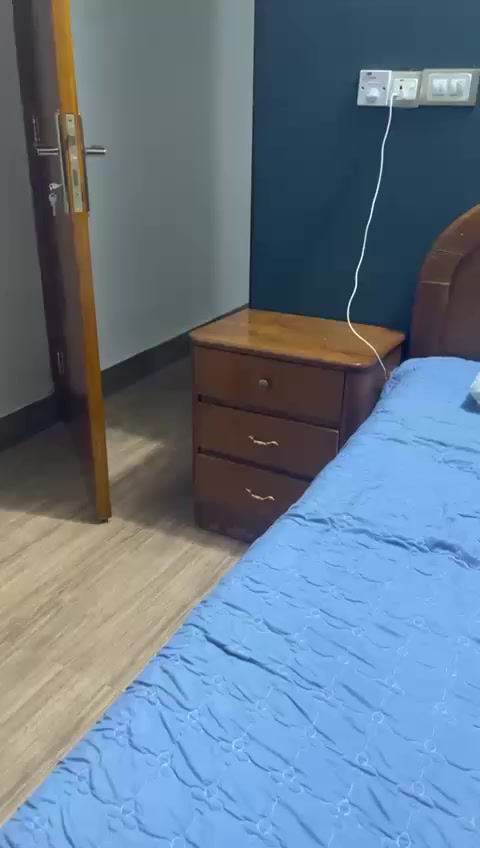 غرفه كلش قويه كنتورها 6ابواب كومديات 2وجربايه ميز مرايه مابيها سعره 400بيها مجال عنوان بغداد الشراي خاص


**إذا كنت صاحب هذا الإعلان وتريد حذفه لأي سبب، رجاءا أرسل رسالة إلى الدعم الفني**