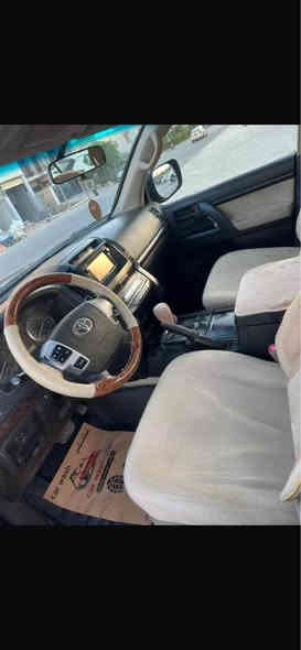 تويتا لاندكروزر موديل ٢٠١١ GXR.  فول مواسه فات بي سلايد بي بوياخ مالي دوسته  ***********. *********** شمشمل
