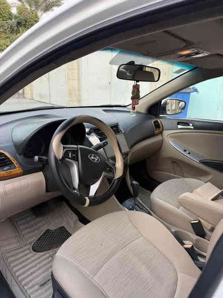 الرقم ***********
اكسنت٢٠١٦ خليجيه سياره نضيفه كلش فتحه شاشه كامره تحكمات جهتين مناقصه برغي مكينه ١٦٠٠ دوش مكان سياره بغداد حي جهاد السعر١١٥ وبيه مجال الفلوجة
