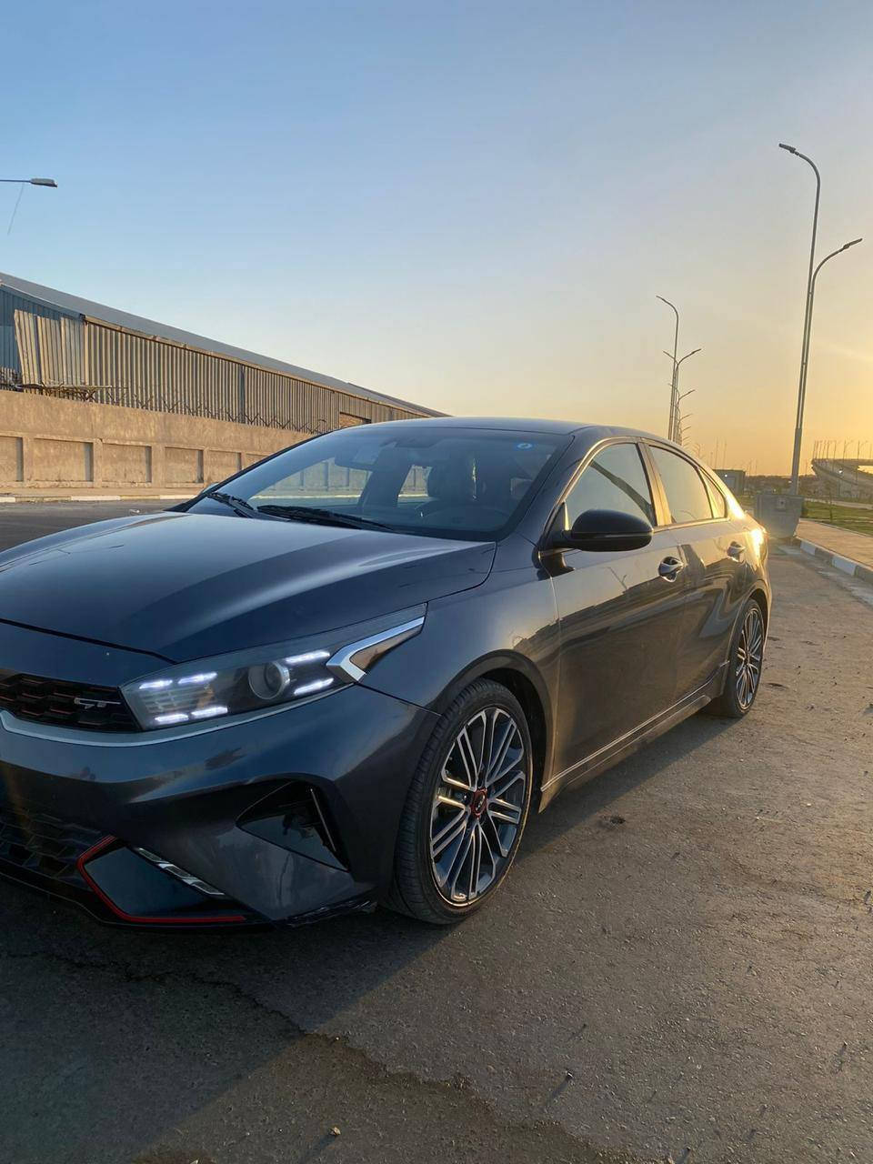 سيارة كيا فورتي Gtlin رقم بصره/ بصمه تحكمات ستيرين شفتات/ محرك تيربو
تخم تايرات جديد وحداديه
موصفات سياره كلش هواي
ماشيه٧٠ الف صرفيت البانزين كلش حلوه 
السعر ١٥٢ مكان سياره البصره حي الاصدقاء
***********
