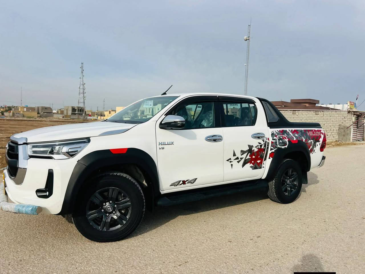 السلام عليكم
هايلوكس فورويل 2022 كير واتماتيك سته سرندر سياره جديدة كارتون  ماشيه 84 ألف وضع شركة مكفوله كفاله عامه من فتح و صبغ ضربه مواصفات فول بصمه شاحن تبريد كشنات تبريد خلفي كامره حساسات خلفيه درع امامي رقمه ربيل سنويه مجدده لل 28 تريد تحويل تريد وكالة سعره 330 وبيه مجال
***********
***********
